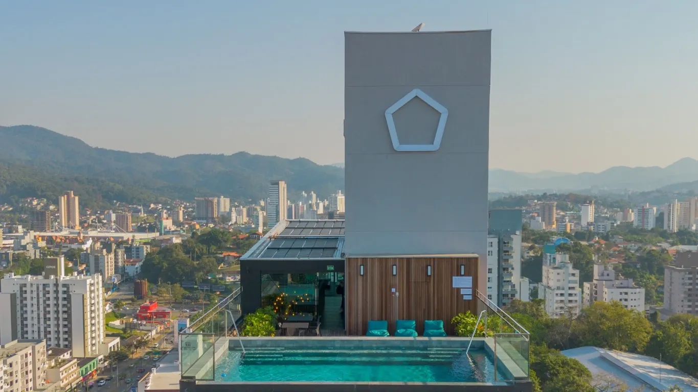 Venha morar em um loft novo, mobiliado e decorado, pronto para você se mudar e aproveitar o melhor da região de Blumenau, no edifício mais moderno e conectado. — foto 7