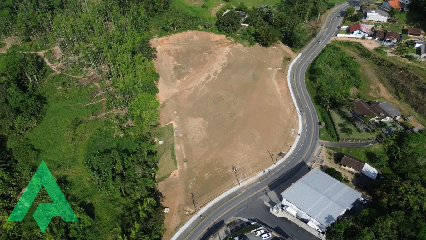 Oportunidade para Empresas - Terreno com 10 mil m à venda, no Bairro Velha Central em Blumenau! — foto 3