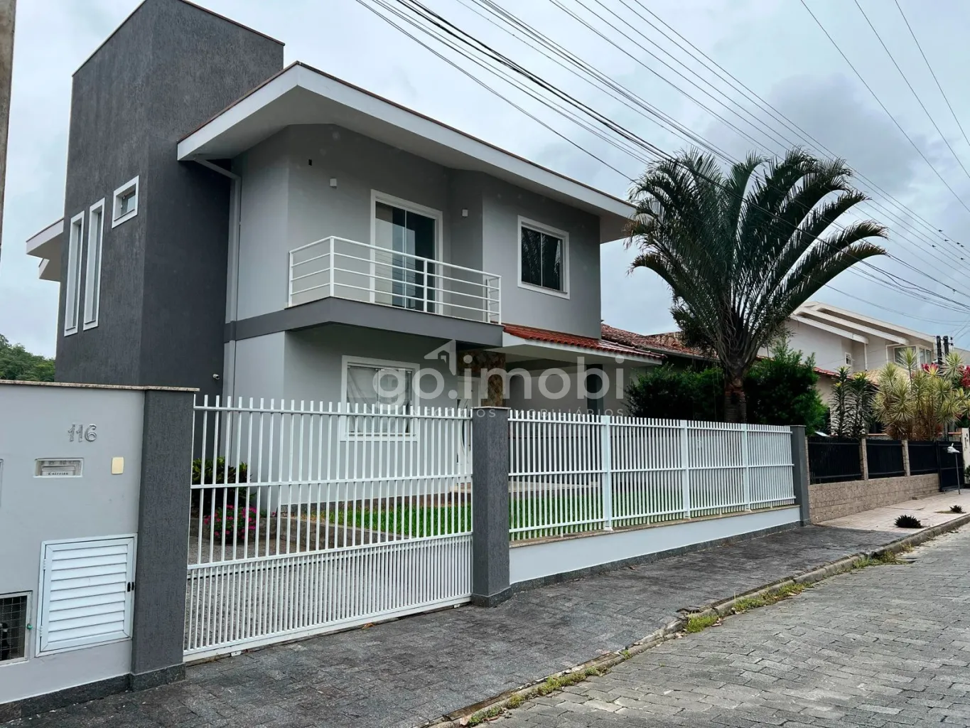 Casa à venda com 3 quartos e 1 suíte, 2 vagas, 217m² no Tapajós, Indaial - foto 1