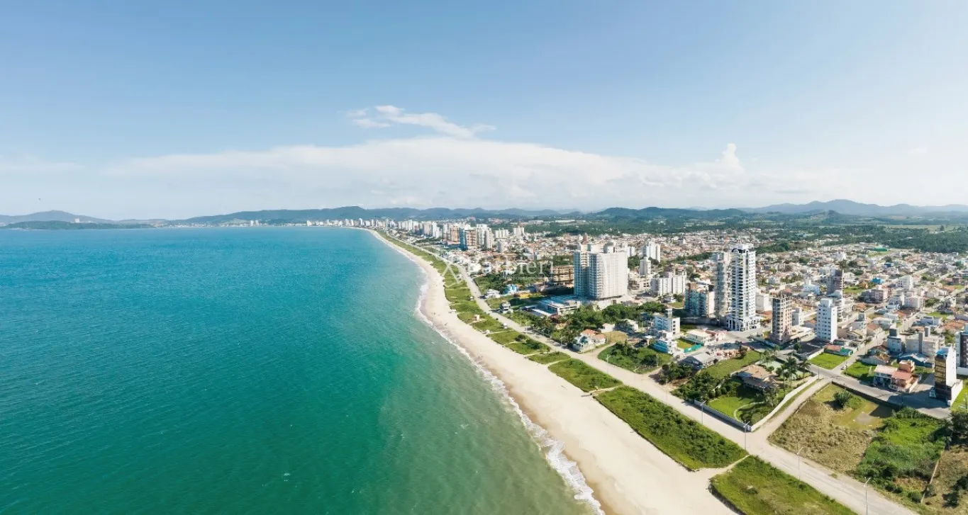 Apartamento com 4 quartos sendo todos suítes em Balneário Piçarras/SC — foto 5
