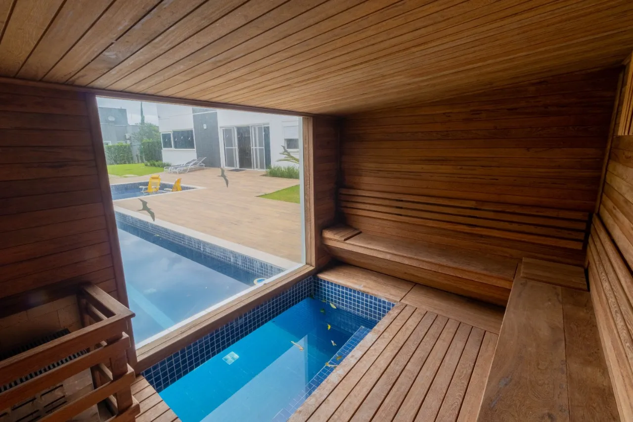 Casa em Condomínio com 3 suíte(s) à venda no bairro PIRABEIRABA em JOINVILLE, por R$ 2.980.000.00. — foto 4