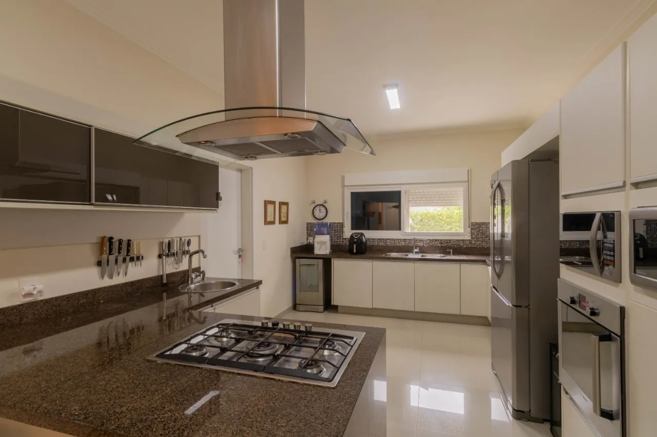 Casa em Condomínio com 3 suíte(s) à venda no bairro PIRABEIRABA em JOINVILLE, por R$ 2.980.000.00. — foto 7