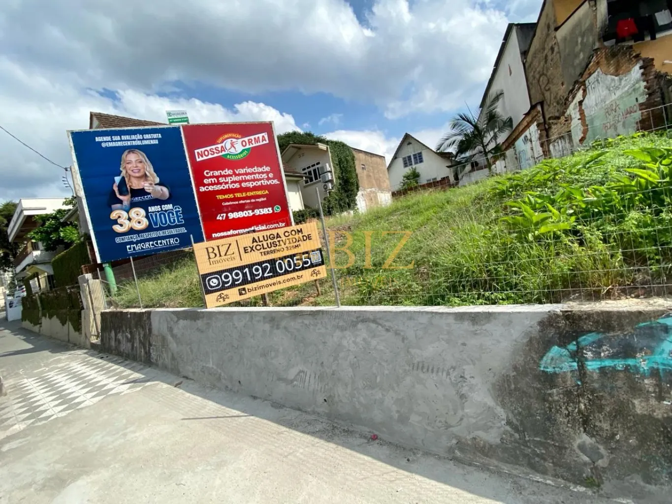 Excelente terreno comercial com 325m na Rua São Paulo, no Bairro Victor Konder! — foto 2