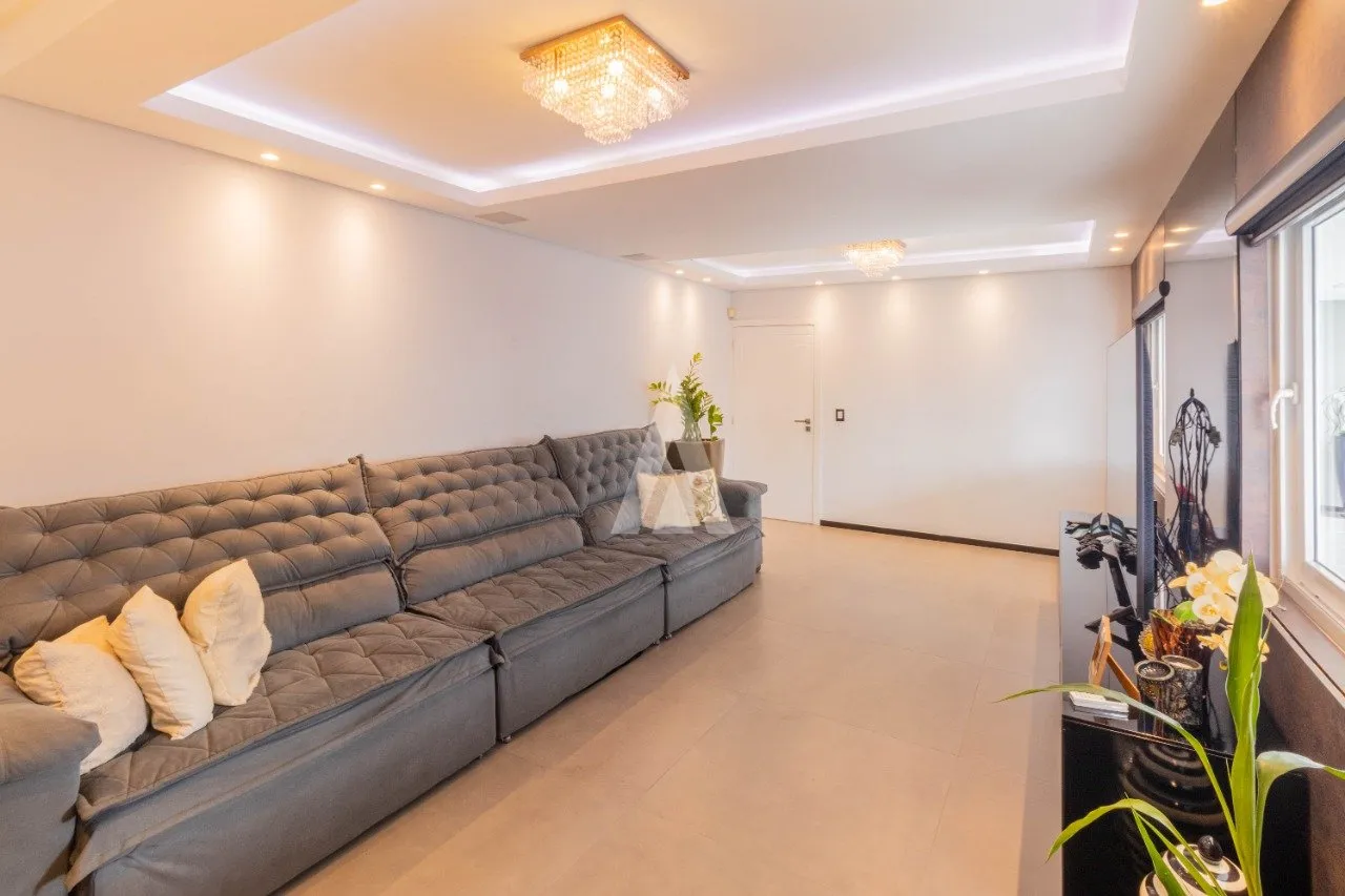 Casa com 1 suíte(s) mais 2 quarto(s) à venda no bairro Nova Brasília em Joinville, por R$ 1.500.000.00. — foto 7