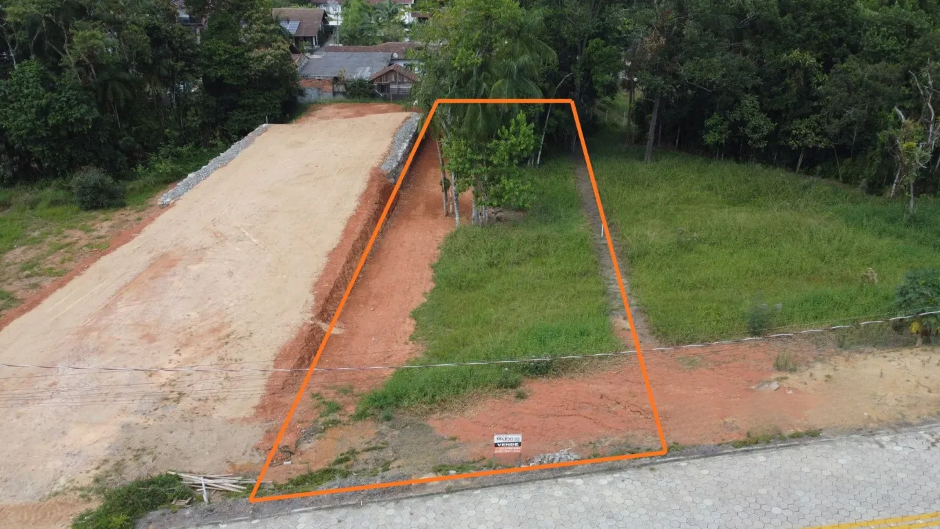 Terreno Central em Pomerode com Viabilidade para Construção Vertical — foto 2