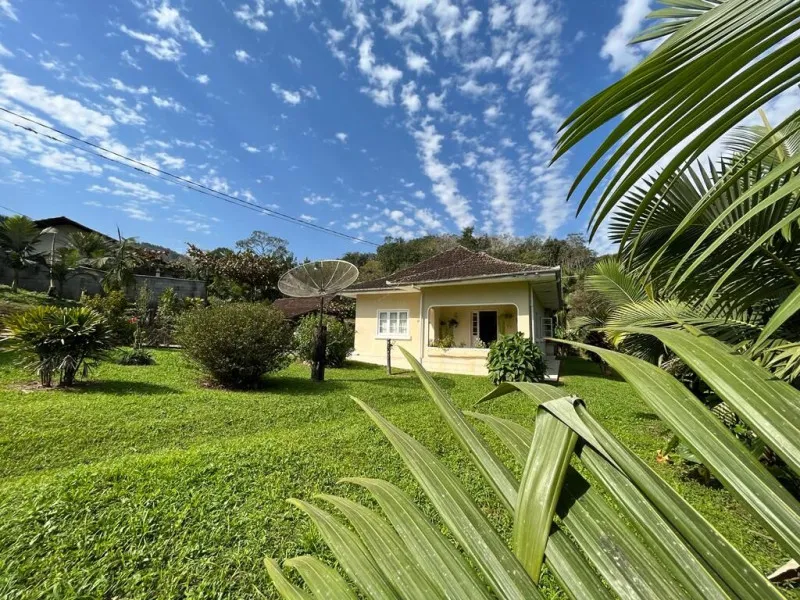 Casa com Potencial Comercial e Residencial no Centro de Pomerode | Ideal para Pousada, Chalés ou Cabanas — foto 3