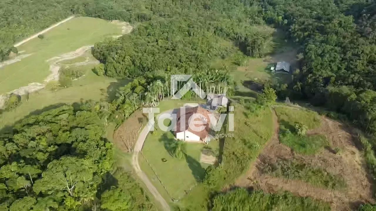 Chácara com uma linda casa localizada na encantadora cidade turística de Pomerode, SC — foto 5