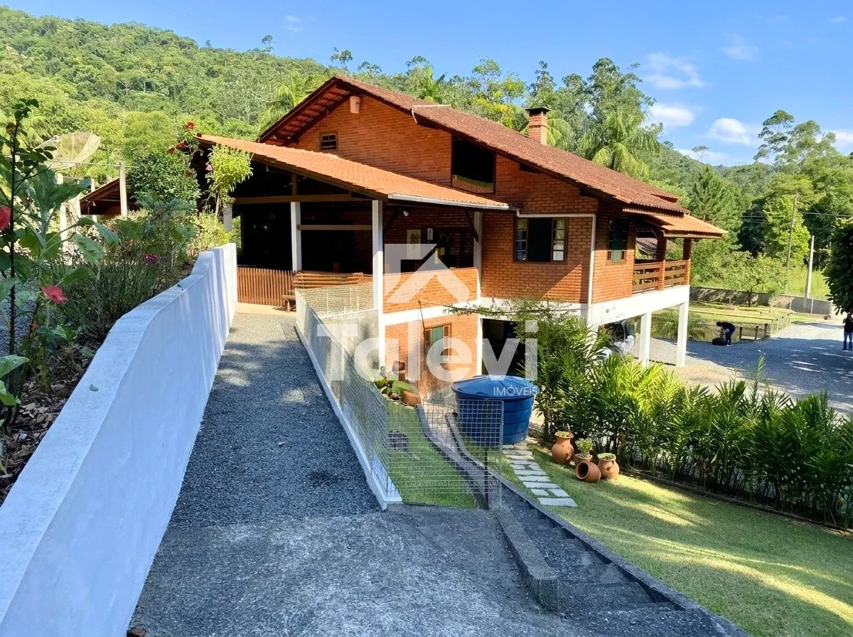 CHÁCARA COMPLETA COM LAGOAS, DUAS CASAS E VOCAÇÃO TURÍSTICA | POMERODE — foto 2