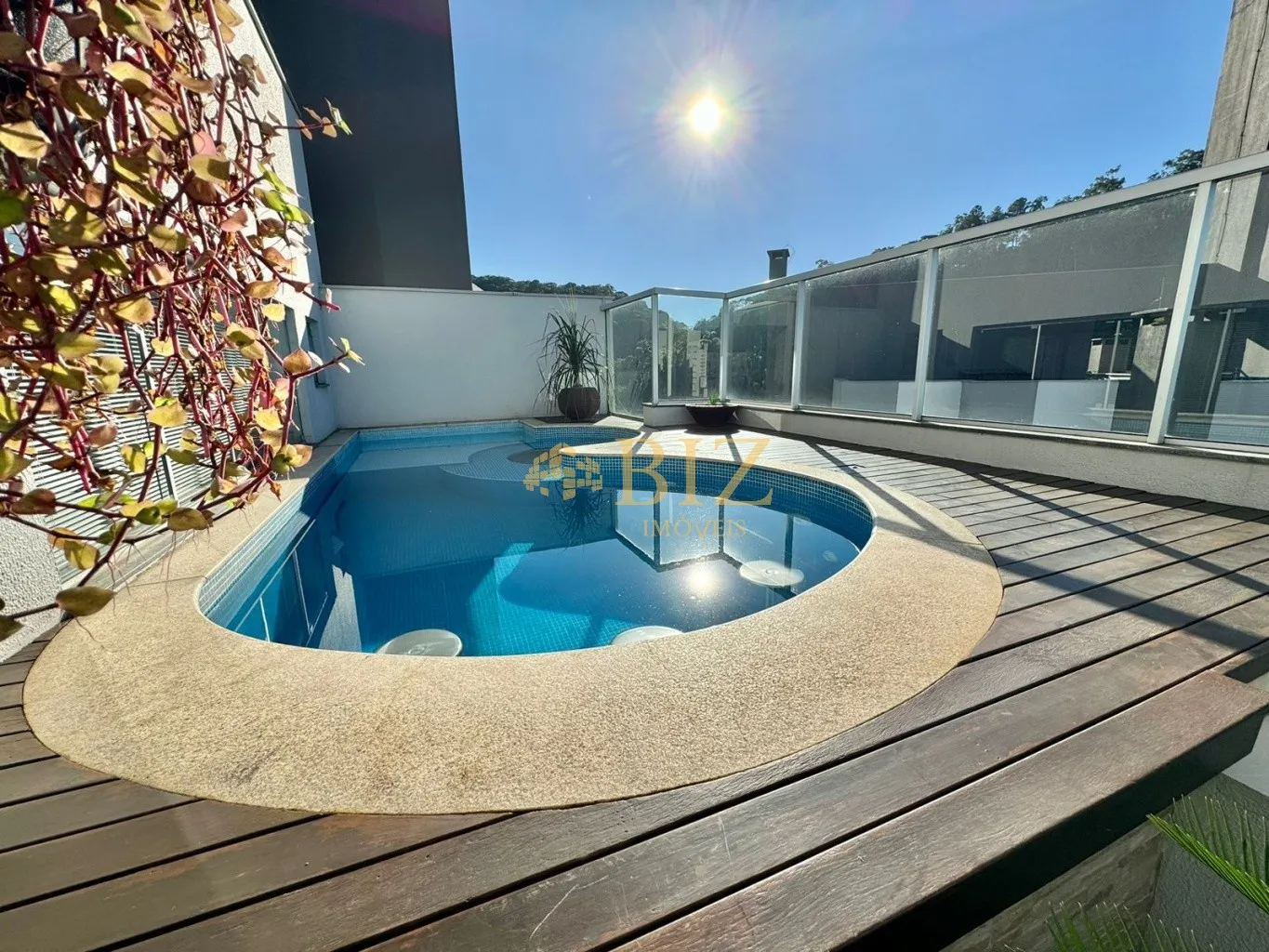 Cobertura duplex com piscina privativa, 2 suítes, além de 1 cômodo transformado em closet, no Bairro Victor Konder! — foto 4
