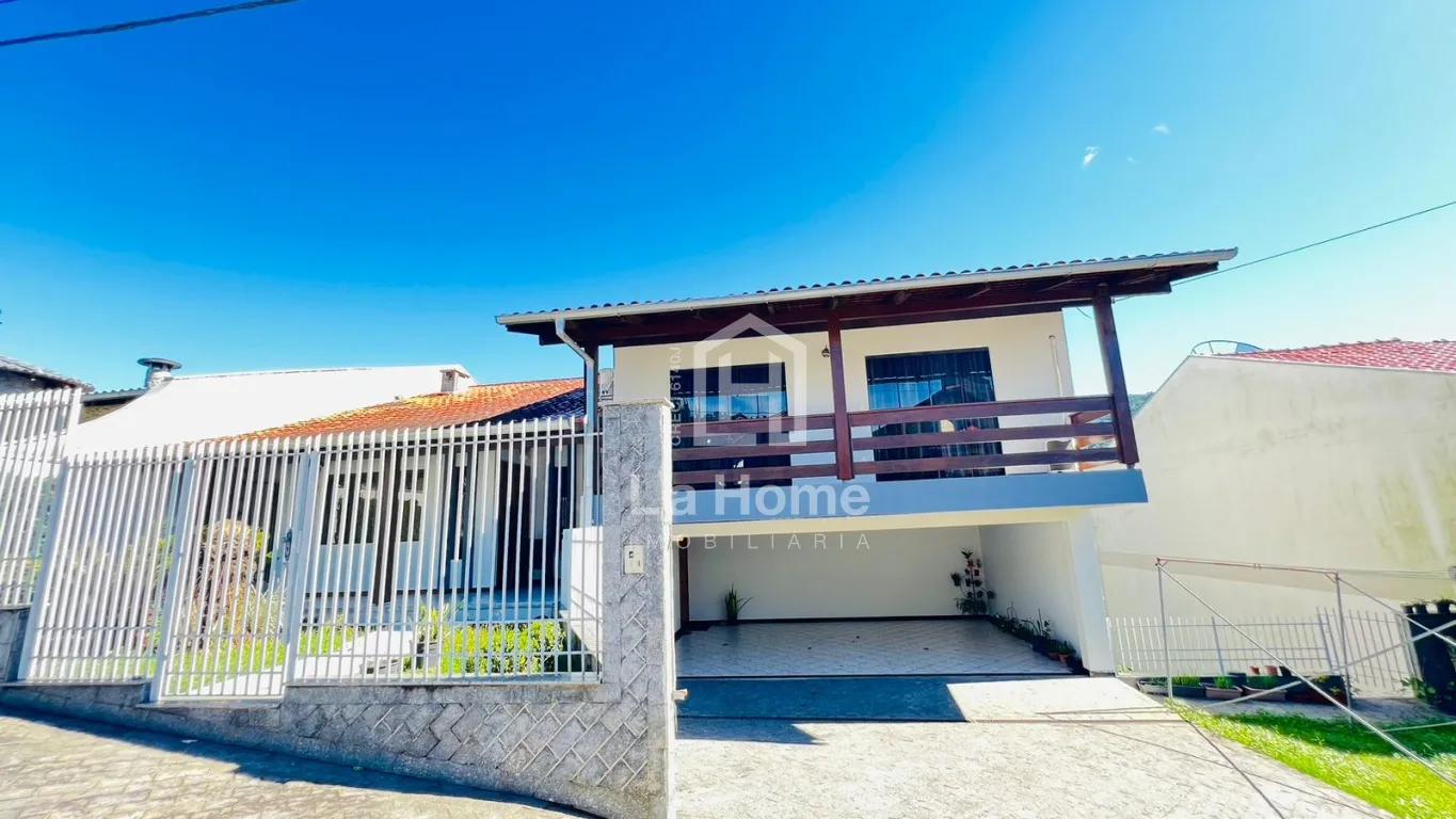 Casa com 04 quartos sendo 02 suítes (01 Máster) à venda em Blumenau, bairro Garcia — foto 2