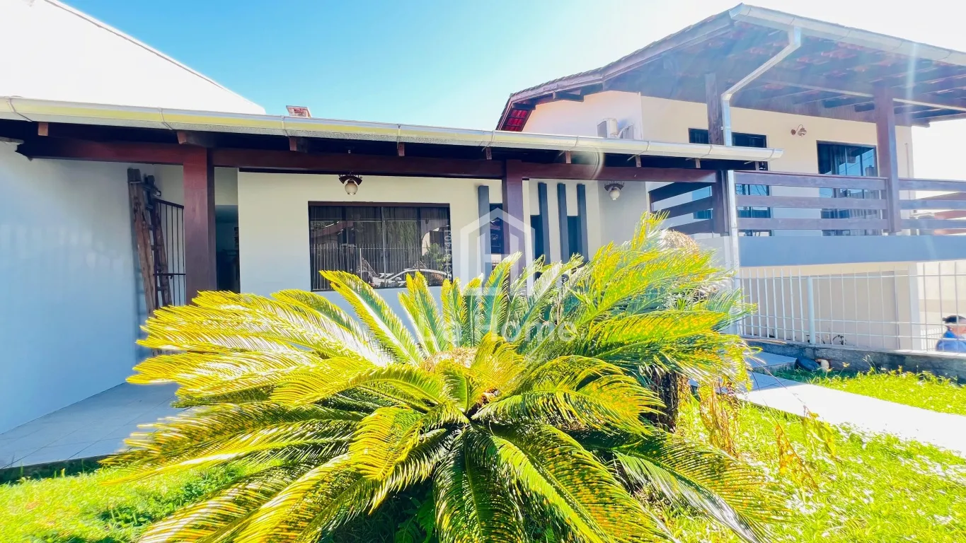 Casa com 04 quartos sendo 02 suítes (01 Máster) à venda em Blumenau, bairro Garcia — foto 4