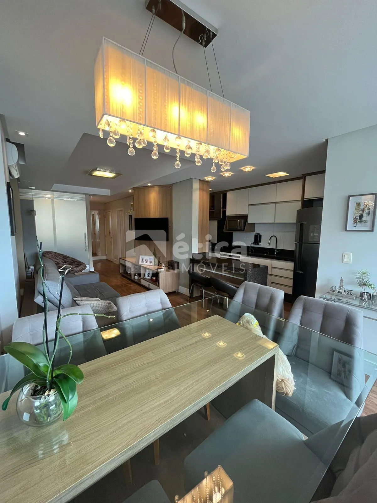 Lindo apartamento com 03 dormitórios, sendo 02 suítes, no Bairro Dom Bosco, Itajai SC. - foto 1