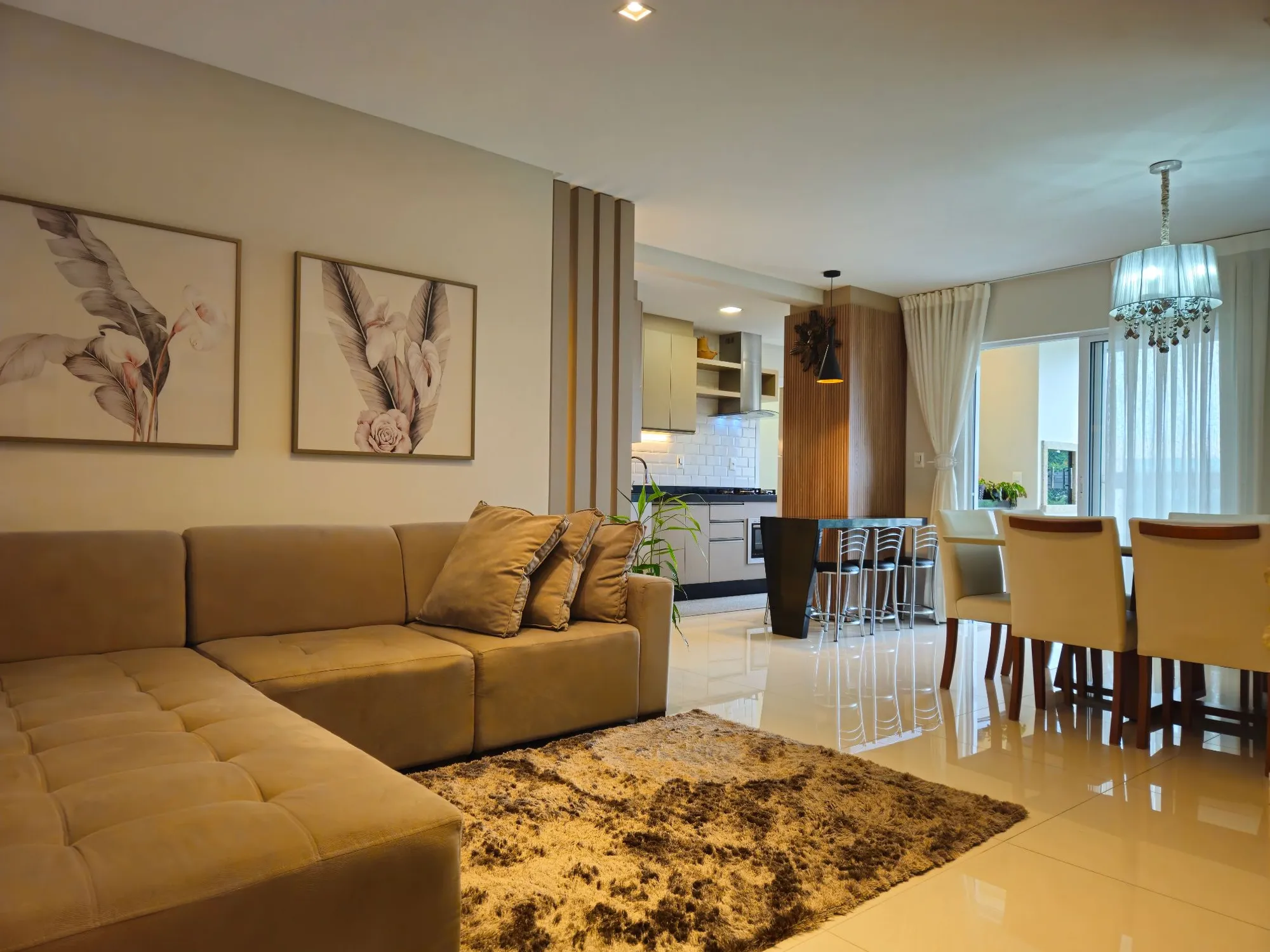 Apartamento com 2 suítes e duas vagas! - foto 1