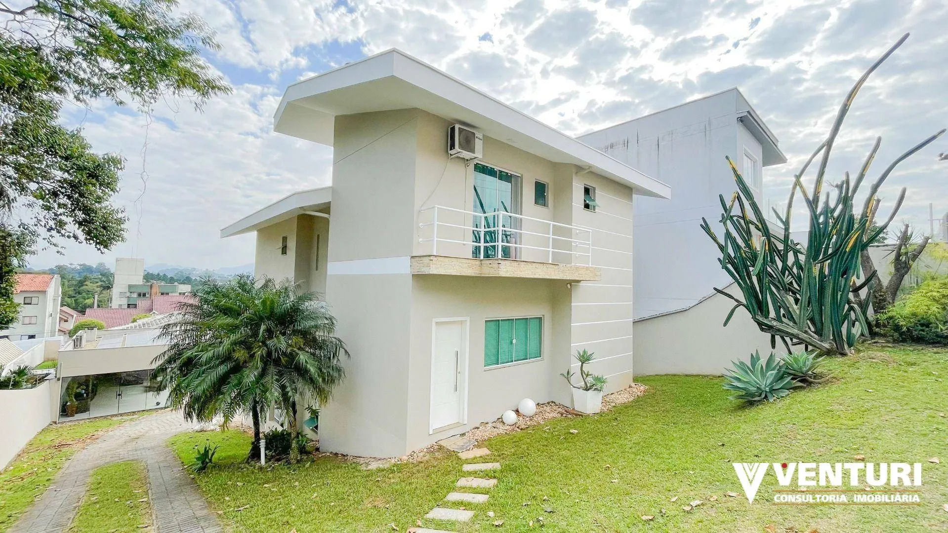 Casa com 3 suítes à venda, 354 m por R$ 1.899.000 - Itoupava Seca - Blumenau/SC. — foto 2