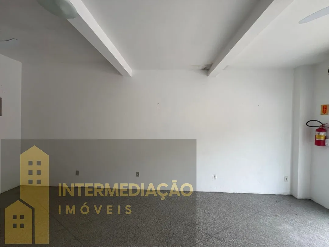 Sala Comercial, na Fortaleza com aproximadamente 35 m2 - foto 1
