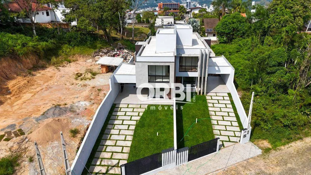 Casa com 3 dormitórios à venda, 204 m por R$ 1.380.000,00 - Ponta Aguda - Blumenau/SC — foto 2