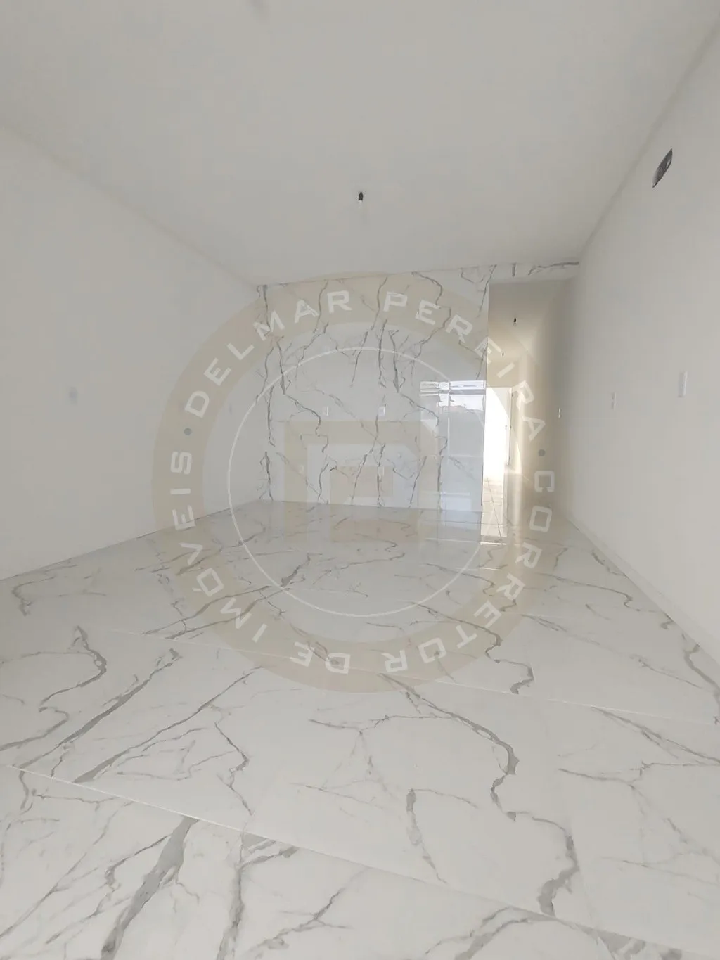 Casa geminada com 02 dormitórios sendo 01 suíte + demi- suíte. — foto 6