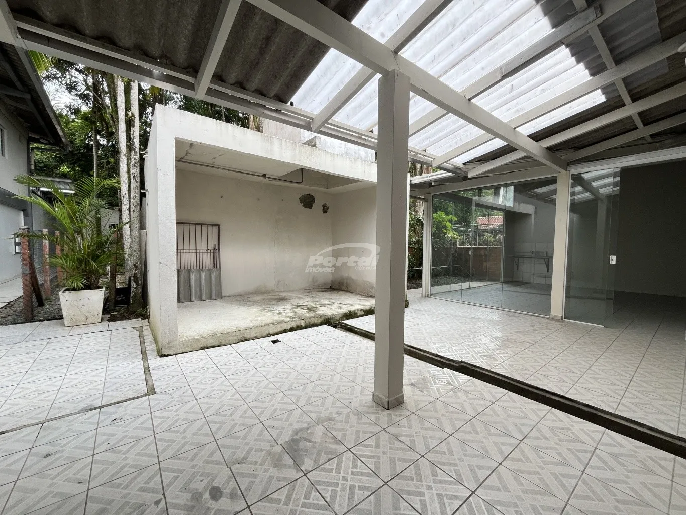 Galpão disponível para locação no bairro Velha Central Blumenau. — foto 3