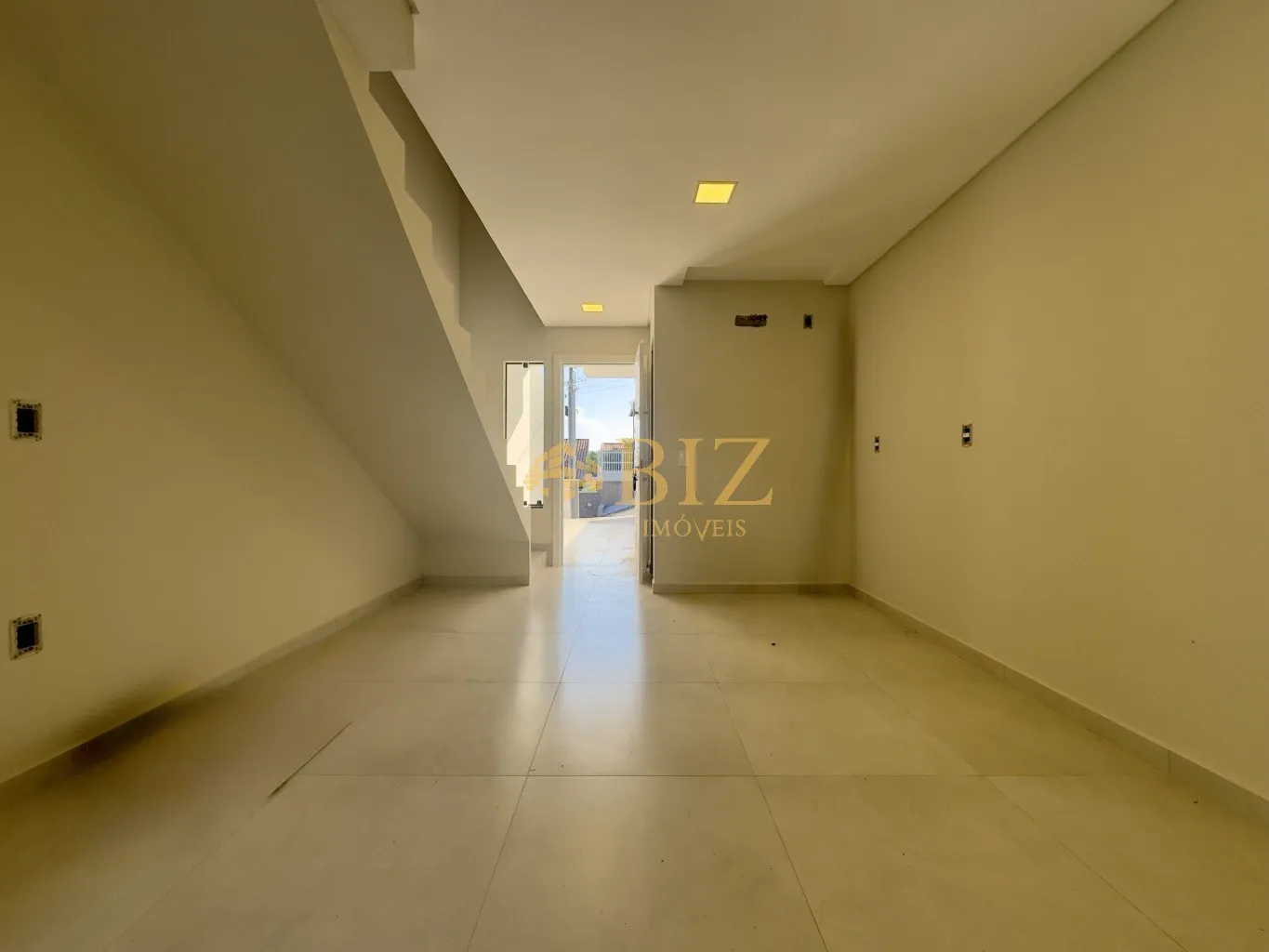 Excelente sobrado alto padrão mobiliado com 92m de área privativa, com 2 suítes, no Bairro Escola Agrícola! — foto 7