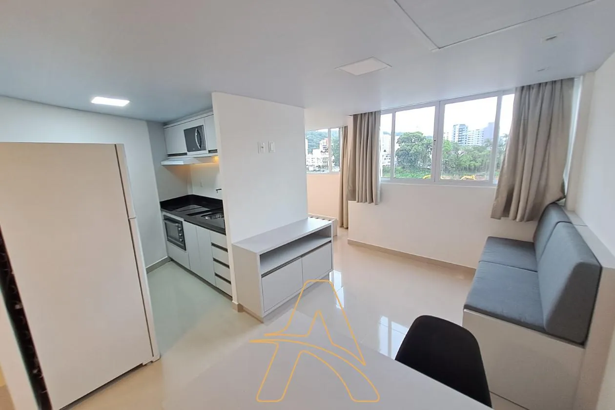 Apartamento Mobiliado com 1 Dormitório no Centro de Blumenau - foto 1