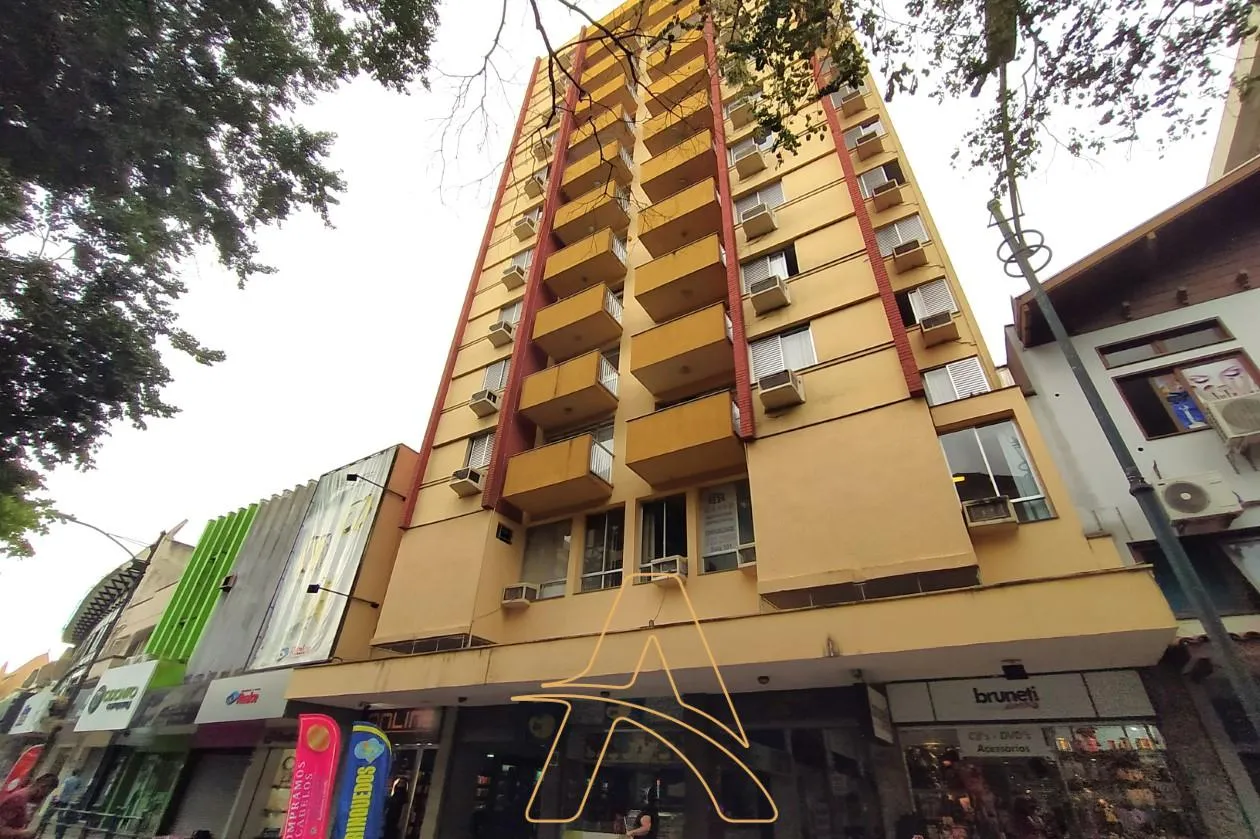 Apartamento Amplo com 02 Dormitórios no Centro - foto 1