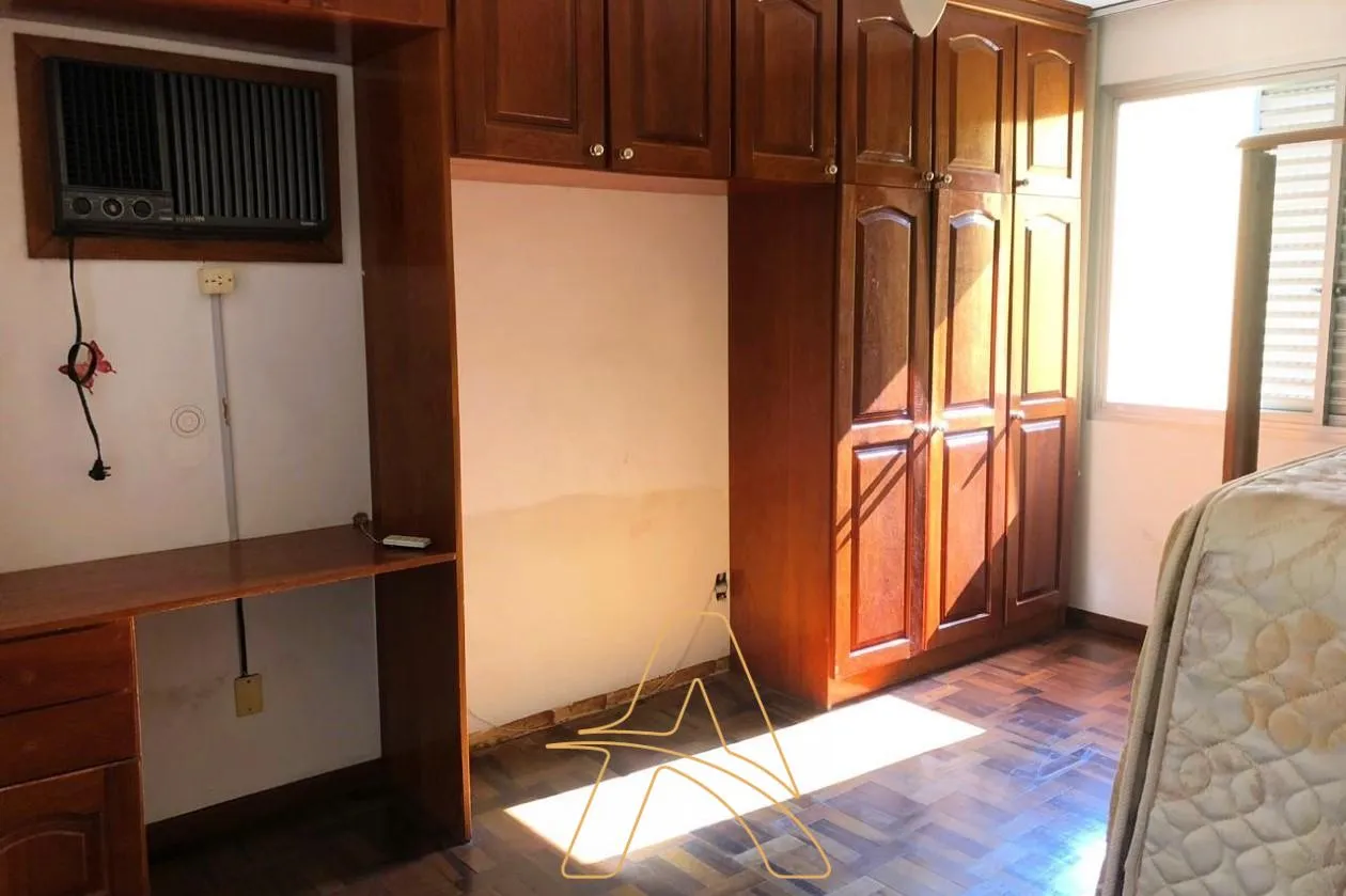 Apartamento Amplo com 02 Dormitórios no Centro — foto 6