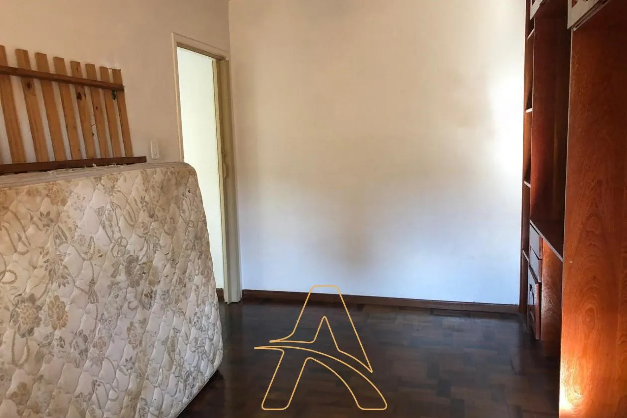 Apartamento Amplo com 02 Dormitórios no Centro — foto 7