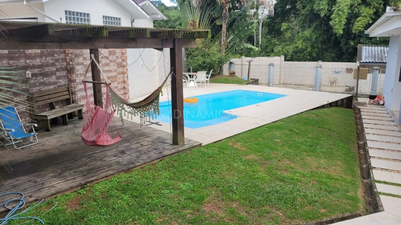 Belíssima casa de alto padrão a venda no Condomínio Pedra Branca em Palhoça! — foto 4