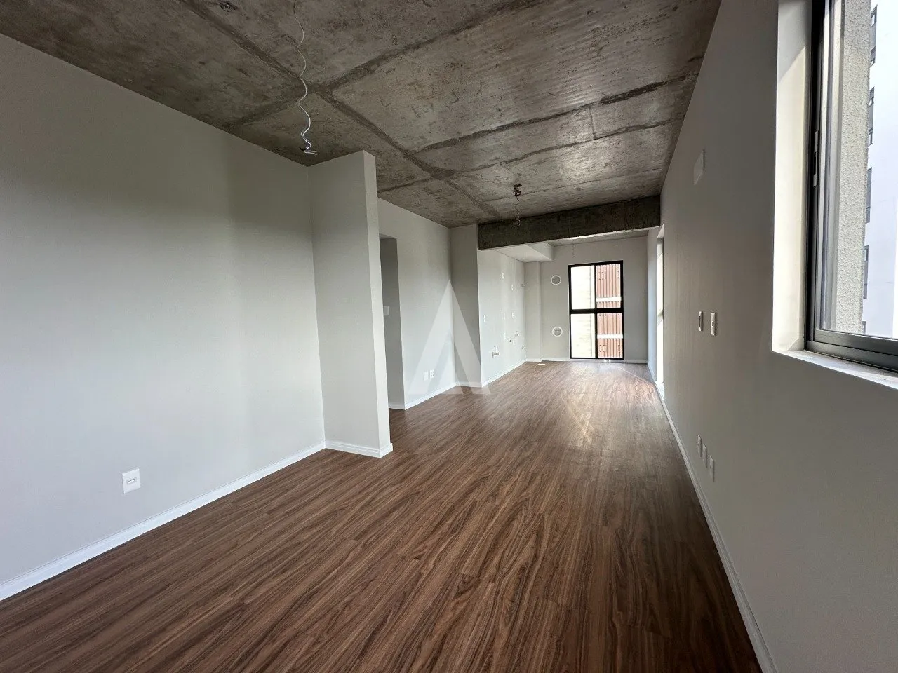Apartamento com 1 quarto(s) à venda no bairro Anita Garibaldi em JOINVILLE, por R$ 450.000.00. — foto 2