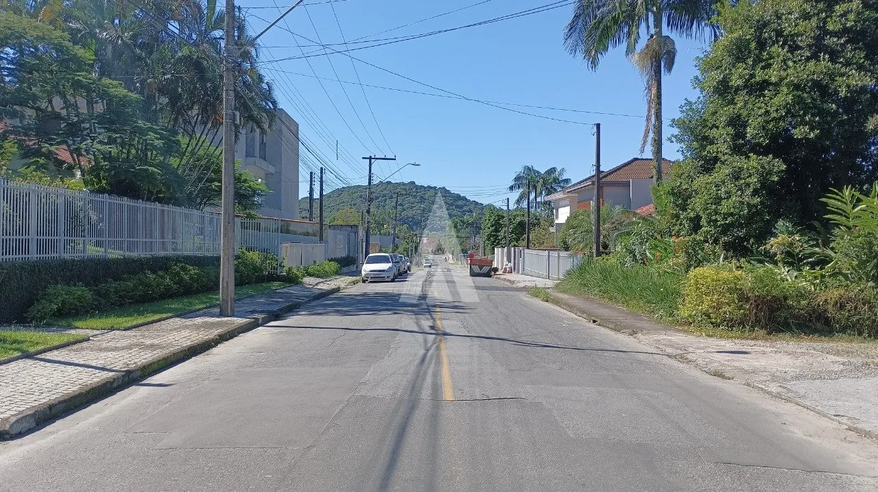 Terreno à venda no bairro Glória em Joinville, por R$ 1.900.000.00. — foto 4