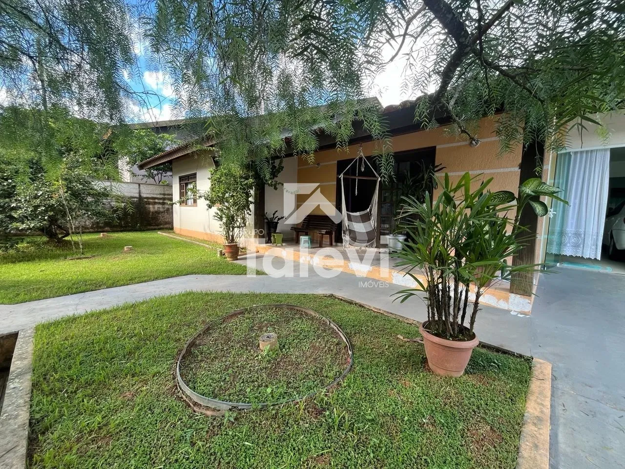 Uma casa para viver momentos inesquecíveis em família, conforto, privacidade e espaço em Pomerode - foto 1