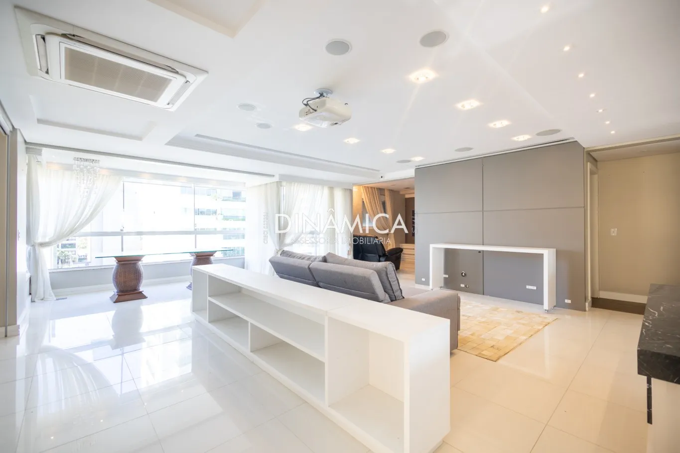 Apartamento Mobiliado A Venda no bairro Ponta Aguda em Blumenau/SC — foto 2