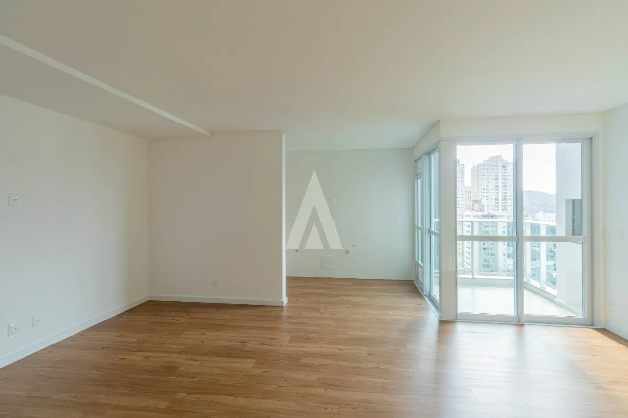 Apartamento com 2 suíte(s) à venda no bairro CENTRO em JOINVILLE, por R$ 748.635.00. - foto 1