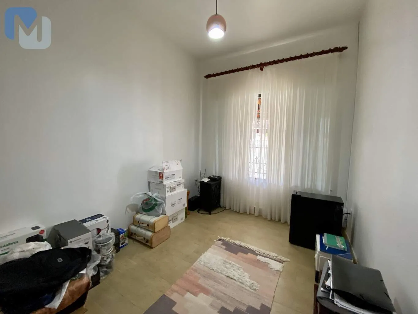 Você procura uma excelente residência, para moradia da sua família? Confira essa opção!!Totalmente plana, com área de lazer, piscina, 3 vagas de garagem. Estuda troca por imóvel no litoral. Aceita financiamento bancário. — foto 6