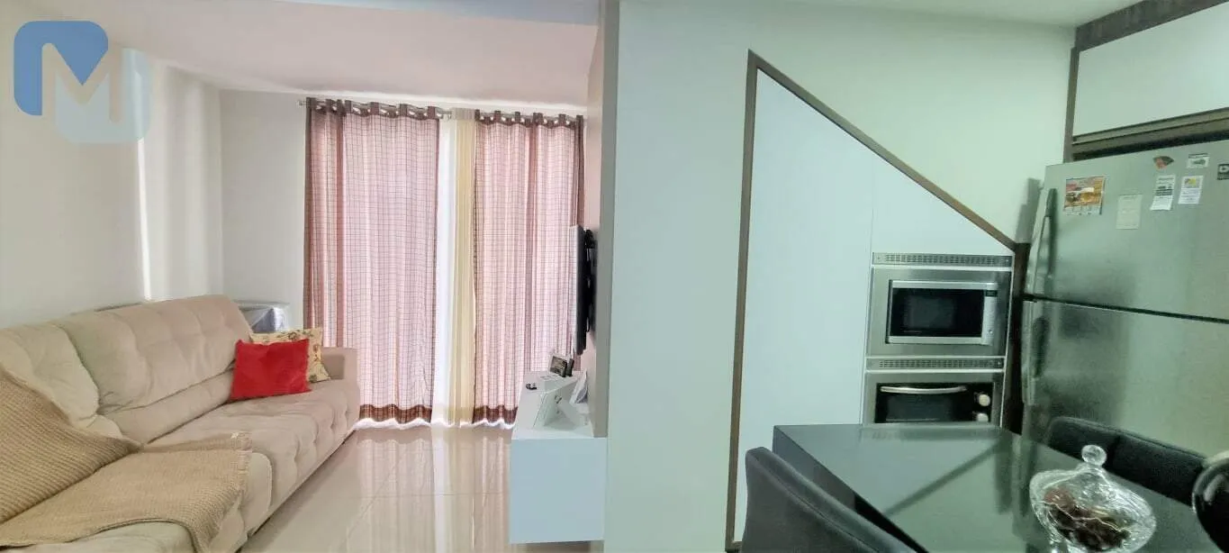 Casa com 3 quartos sendo 1 suíte, com móveis sob medida na sala e cozinha, em ótima localização ! — foto 7