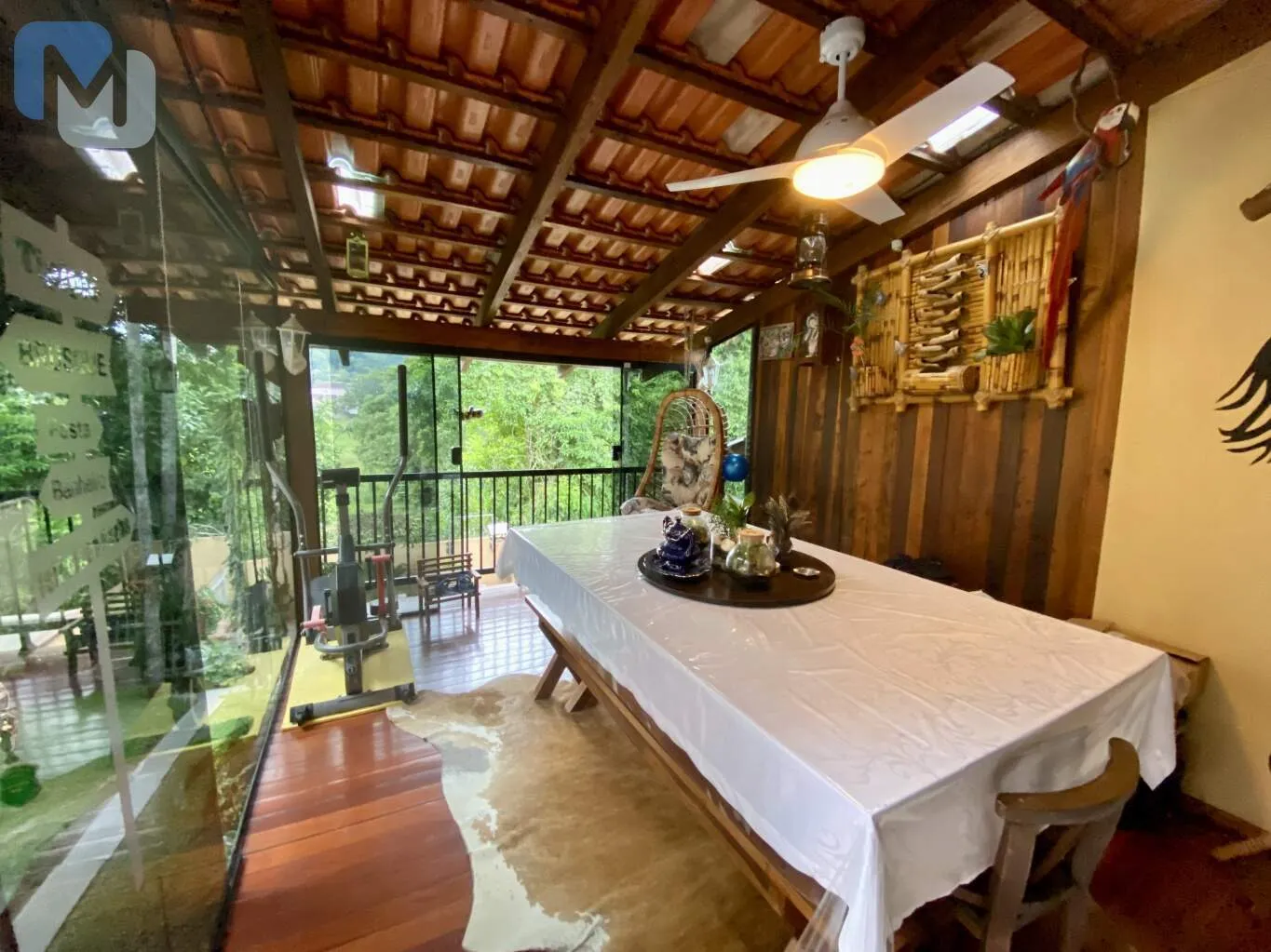 Amplo sobrado com excelente área externa e 3 dormitórios! - foto 1