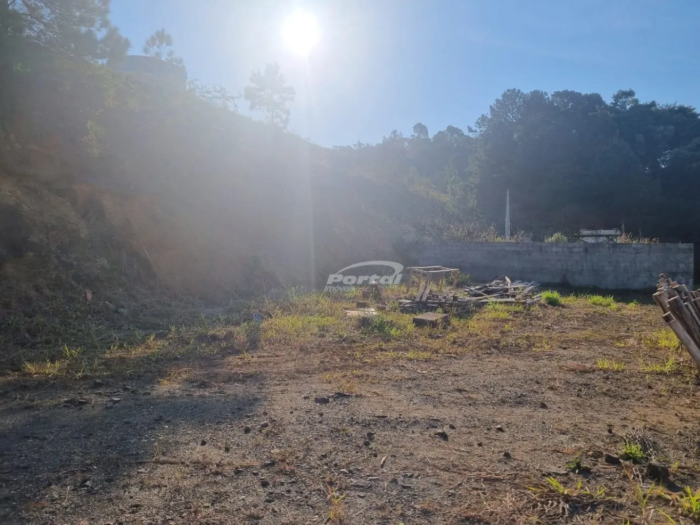 Lindo terreno plano em lugar alto no Itacolomi pronto pra construir. — foto 7