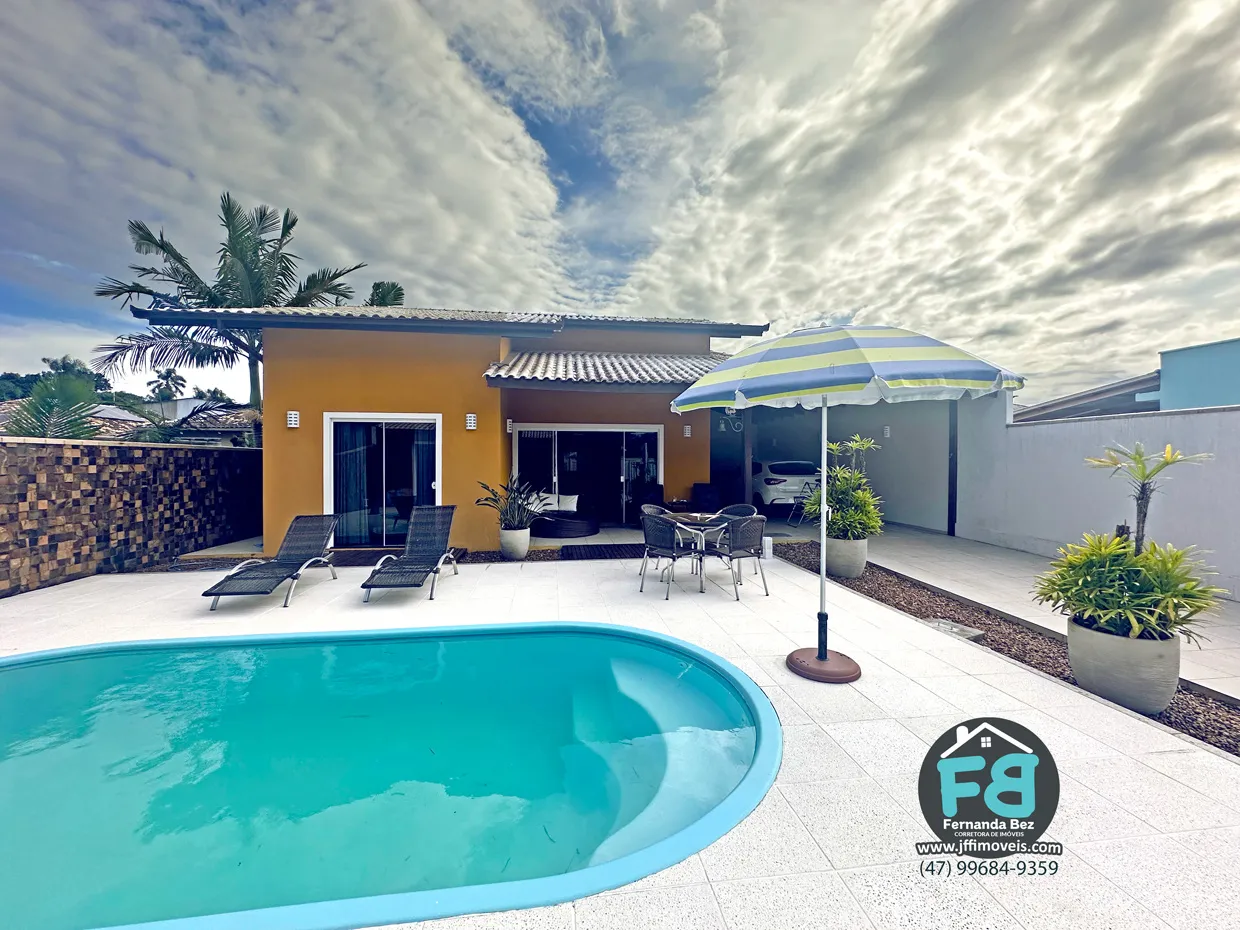 Casa com piscina em Ubatuba - foto 1