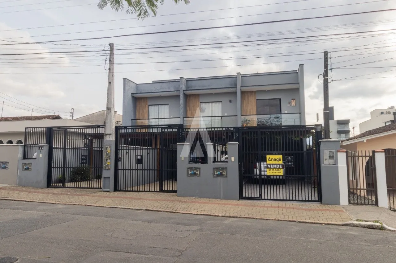 Sobrado Geminado com 2 suíte(s) mais 1 quarto(s) à venda no bairro Costa E Silva em Joinville, por R$ 627.000.00. - foto 1