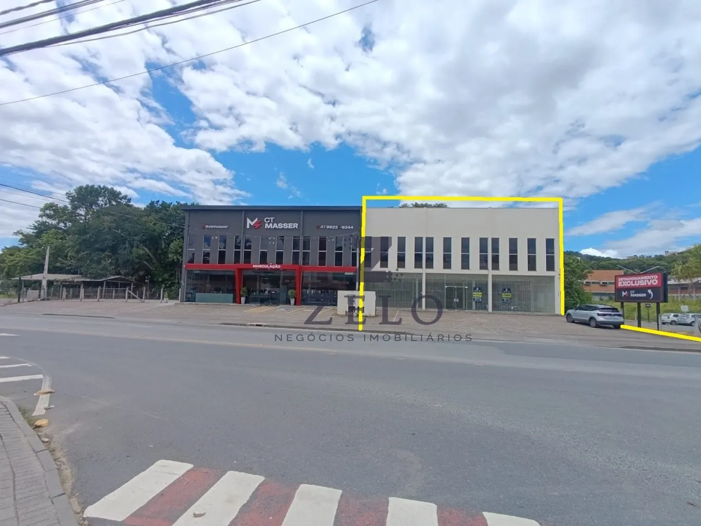 Loja na Rua General Osório - Bairro Salto Weissbach - foto 1