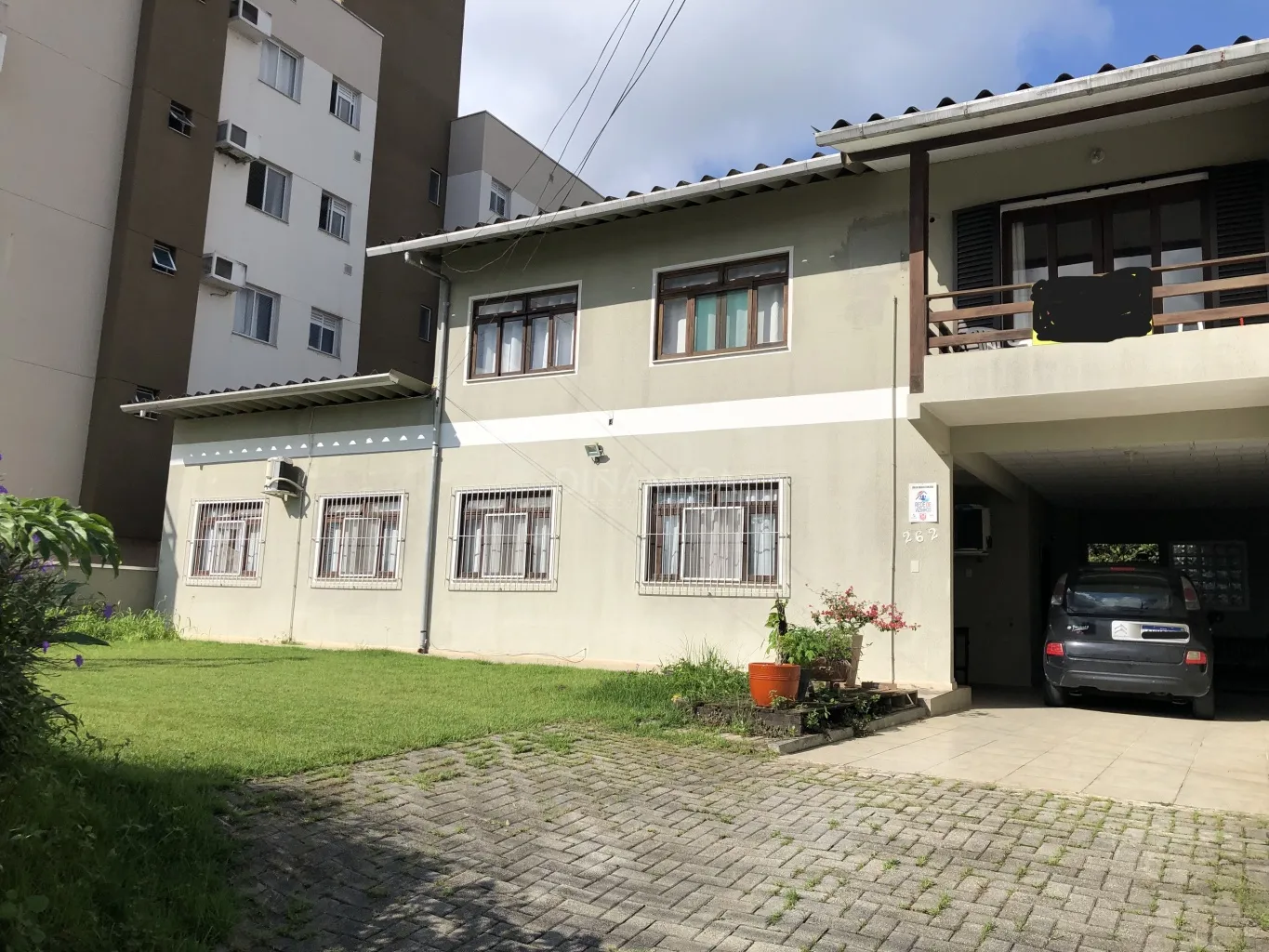 Casa com 5 dormitórios no bairro Bela Vista em Gaspar, com terreno de 616m2. - foto 1