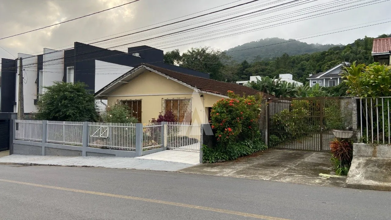 Terreno à venda no bairro Saguaçu em Joinville, por R$ 2.600.000.00. — foto 7