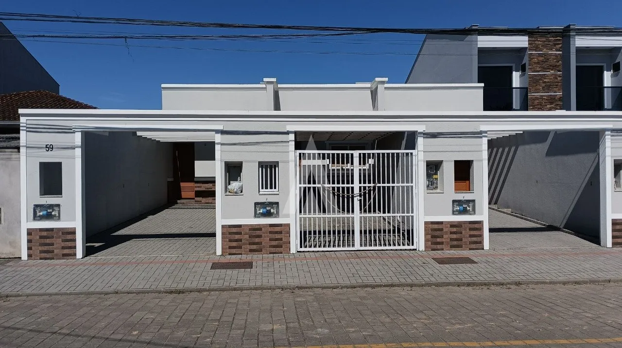 Casa Geminada com 1 suíte(s) mais 1 quarto(s) à venda no bairro João Costa em Joinville, por R$ 399.000.00. - foto 1