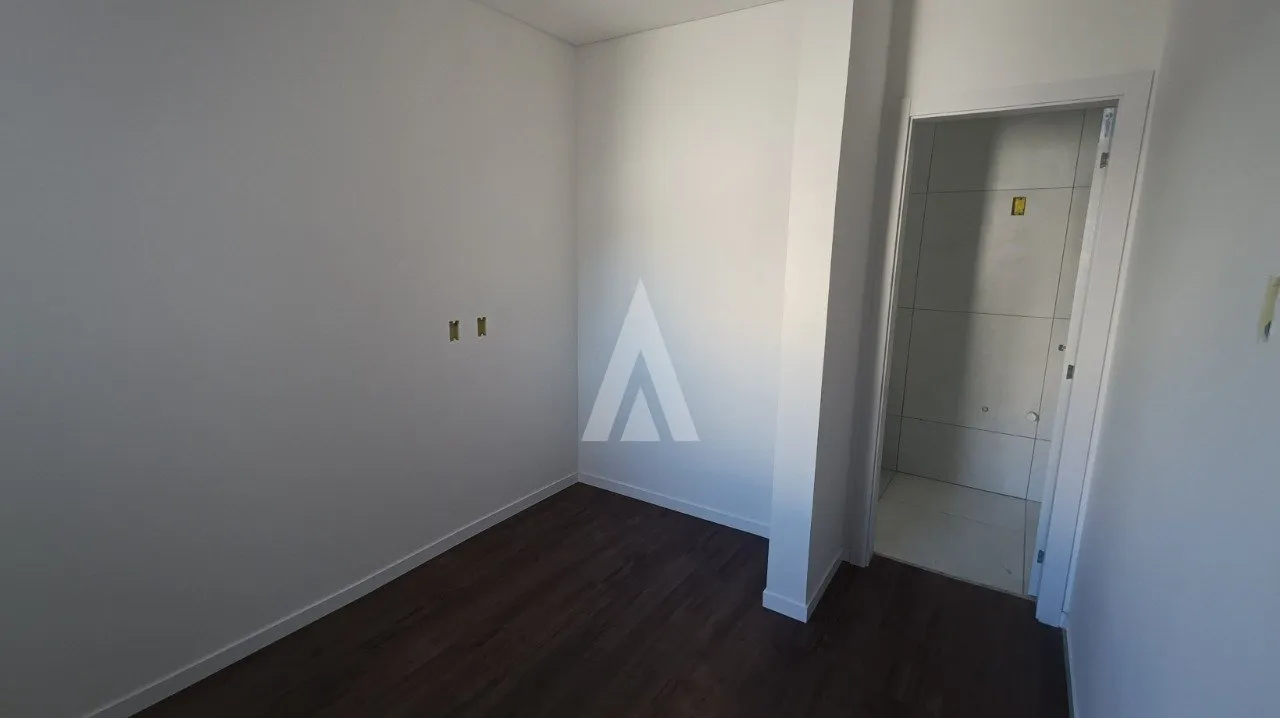 Casa Geminada com 1 suíte(s) mais 1 quarto(s) à venda no bairro João Costa em Joinville, por R$ 399.000.00. — foto 5