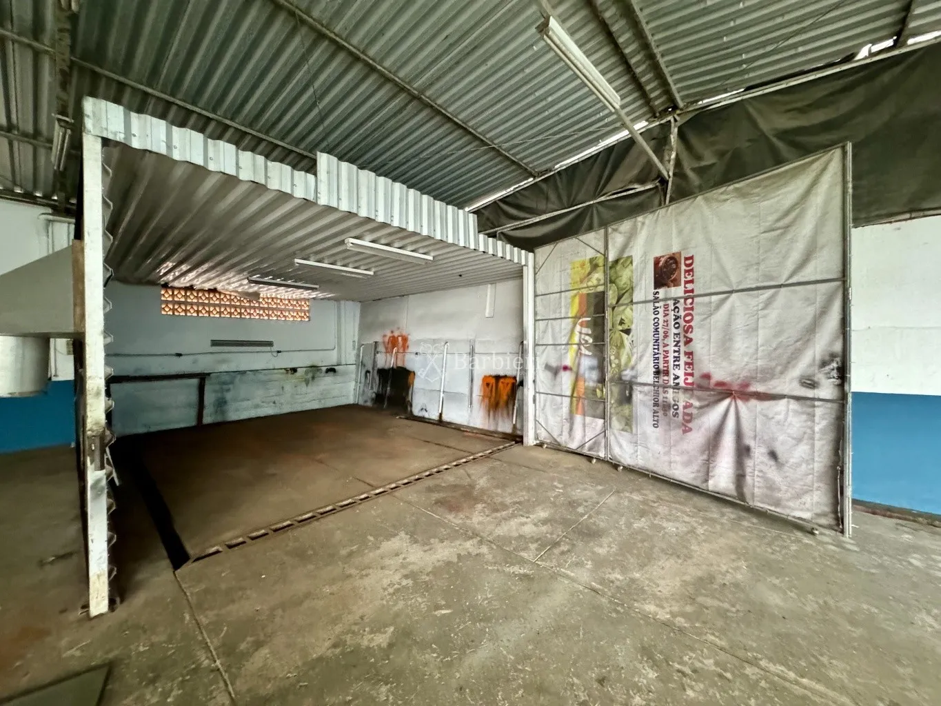 Galpão com 350m em Blumenau, com estufa para pintura autmotiva e escritórios. — foto 6