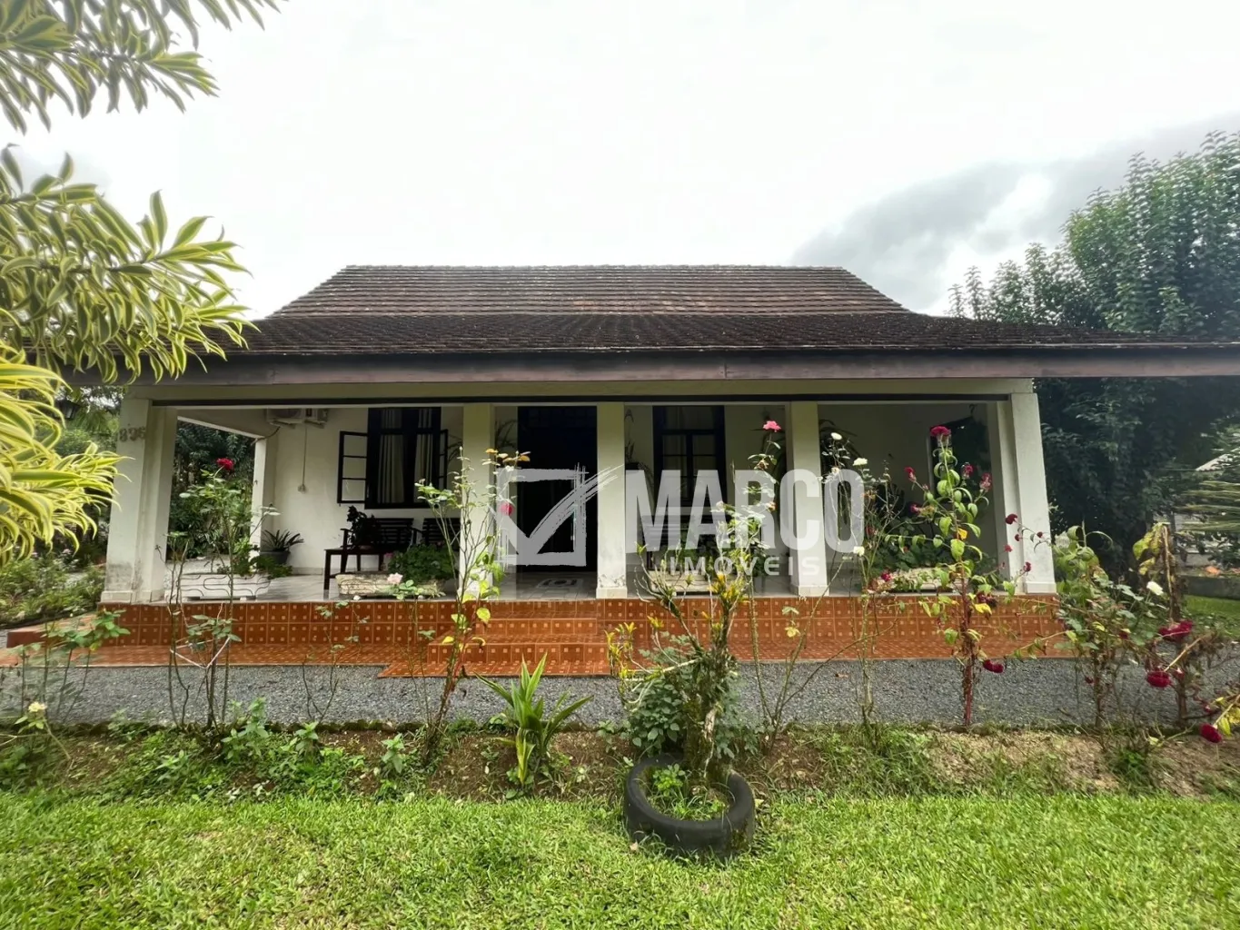 Casa em estilo germânico no bairro Rega II — foto 2