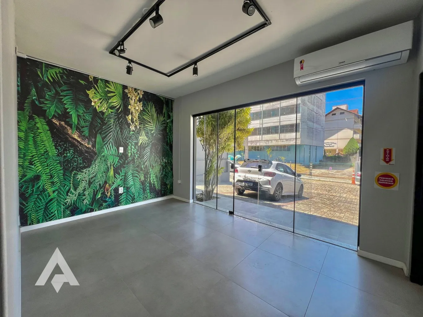 Loja térrea para locação, 100m por R$ 4.500,00 - Bairro Velha - Blumenau/SC — foto 3