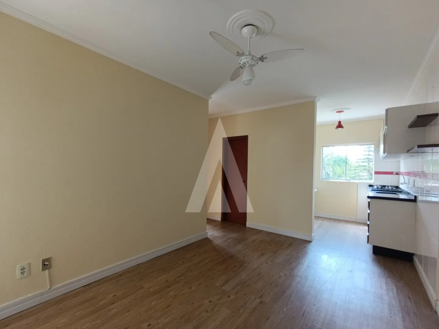 Apartamento localizado no bairro Saguaçu, composto por 2 dormitórios e 1 vaga de garagem coberta. — foto 2