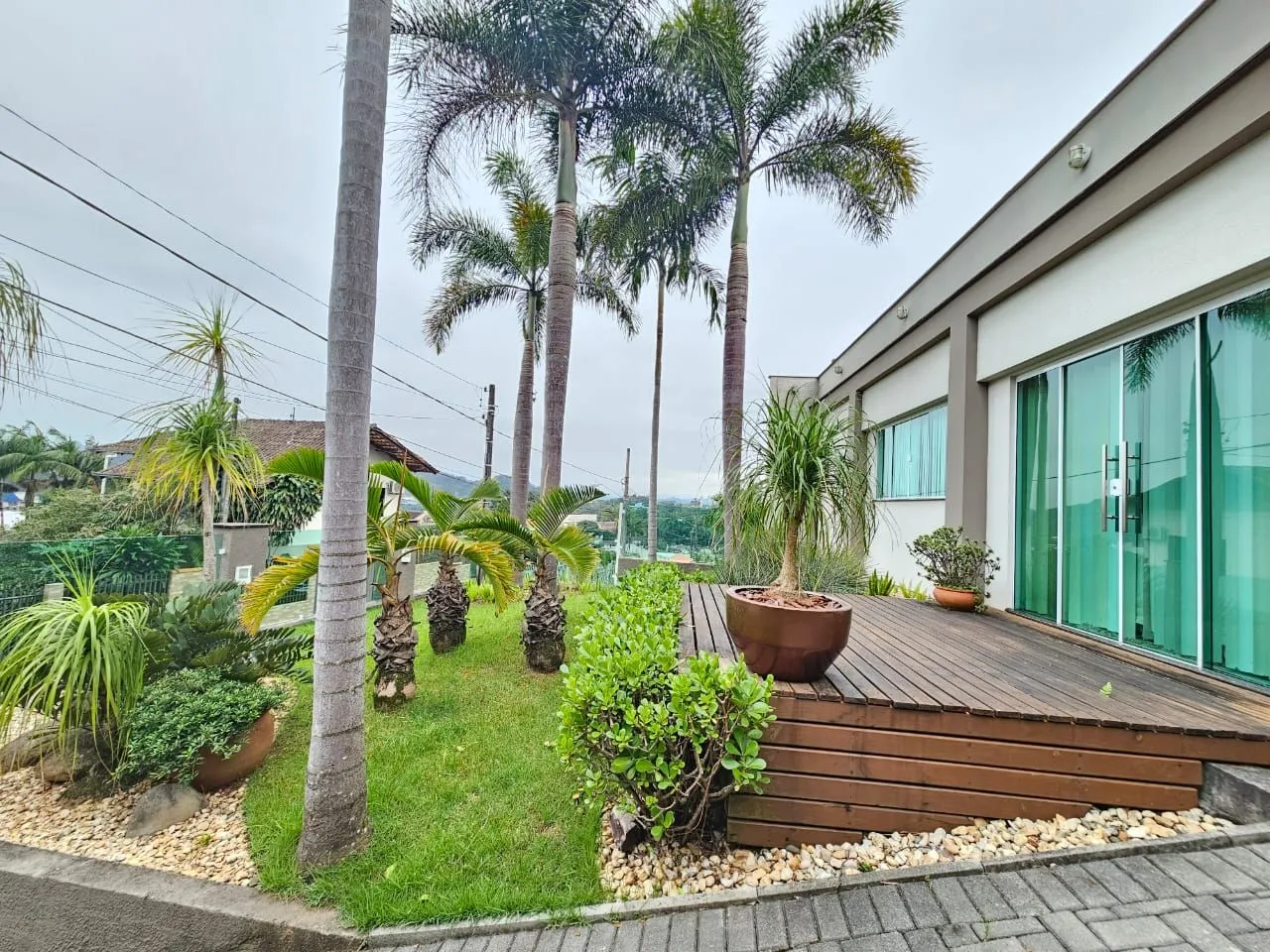 Linda casa com piscina no Bairro Salto do Norte - Blumenau/SC — foto 3