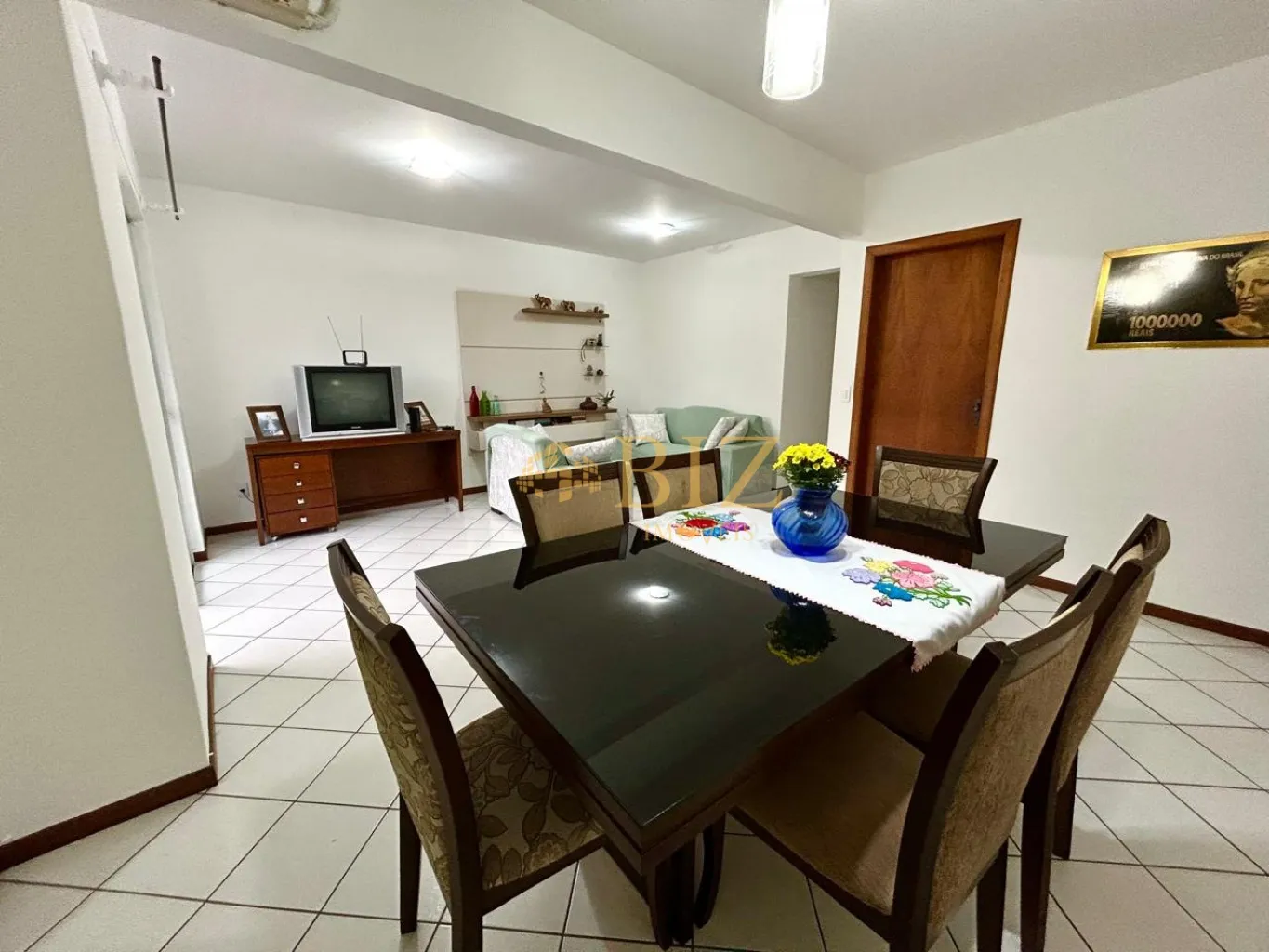 Amplo e confortável apartamento de 3 dormitórios (transformado em 2), sendo 1 suíte, no Bairro Velha! — foto 7